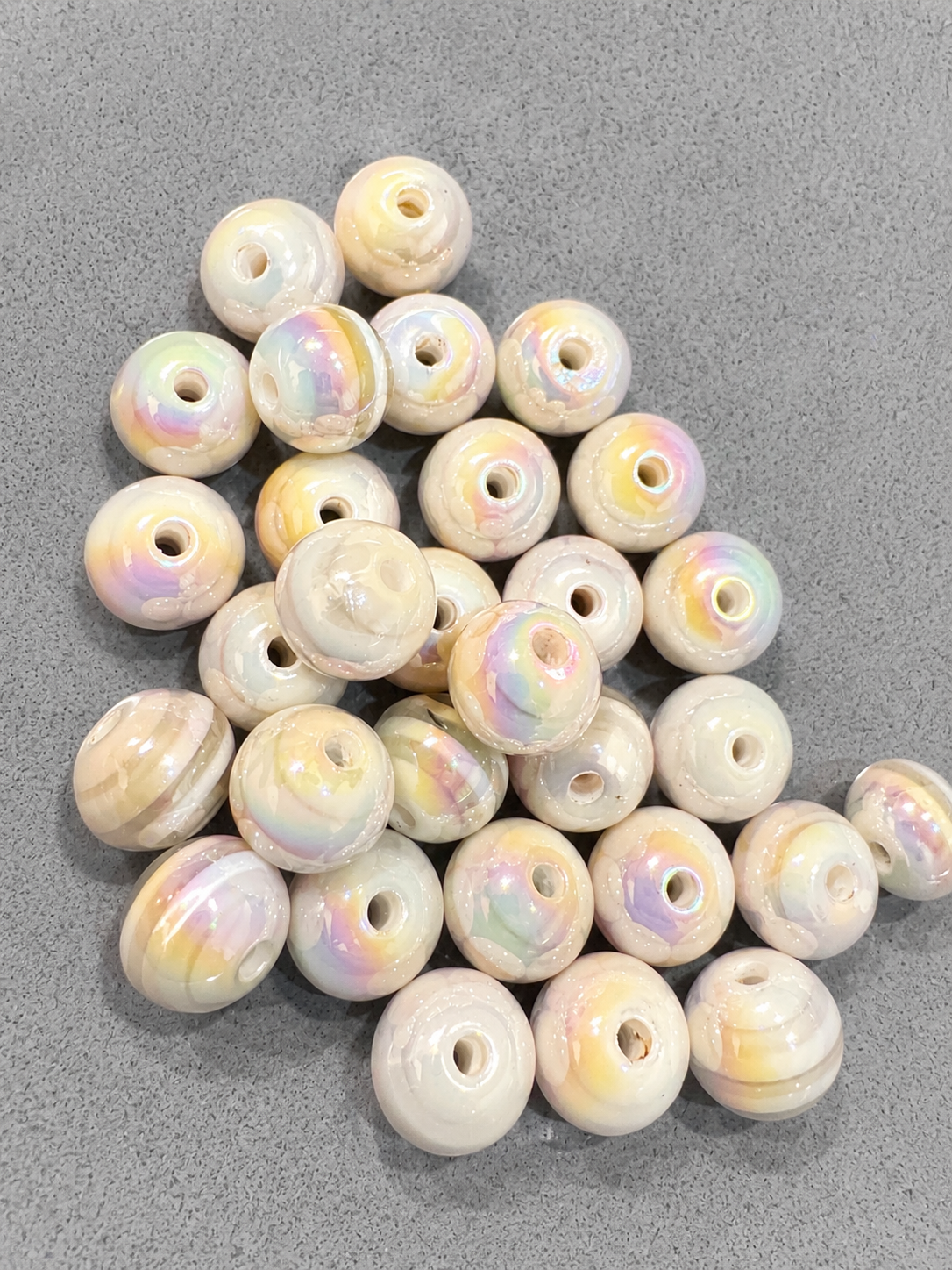 10mm White Pearlescent Striped Bead